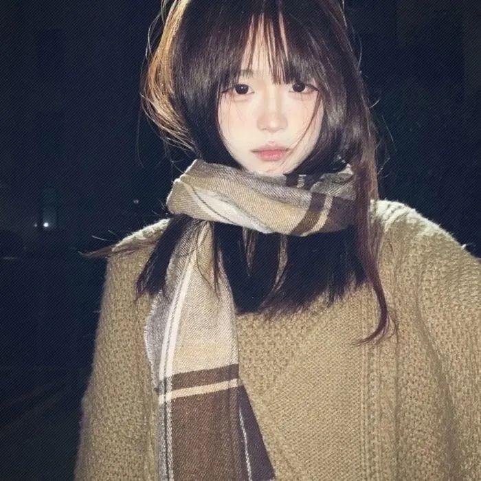 闭上眼睛活着很容易